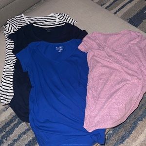 Maternity shorts sleeve tops! 4 tops!